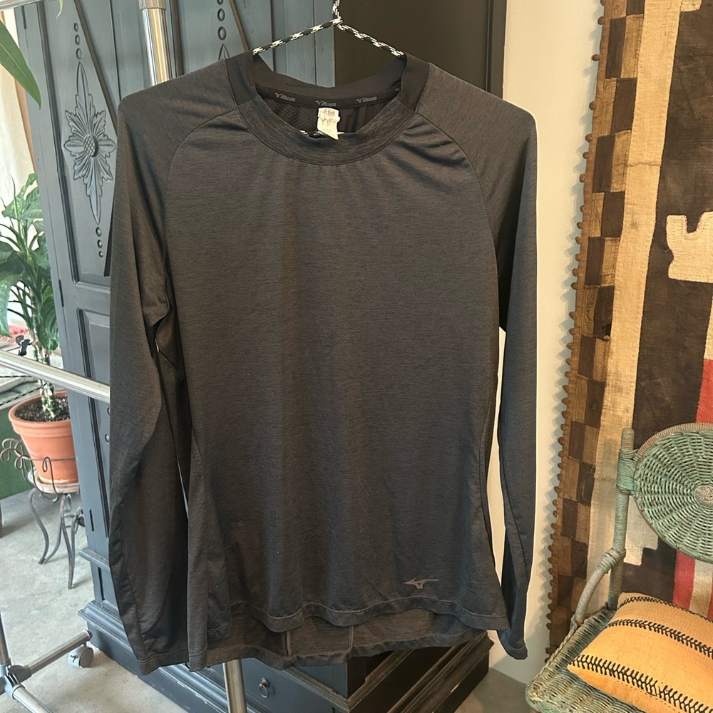 Mizuno Women’s M Dark Gray Long Sleeve Running Athletic Shirt Like New
